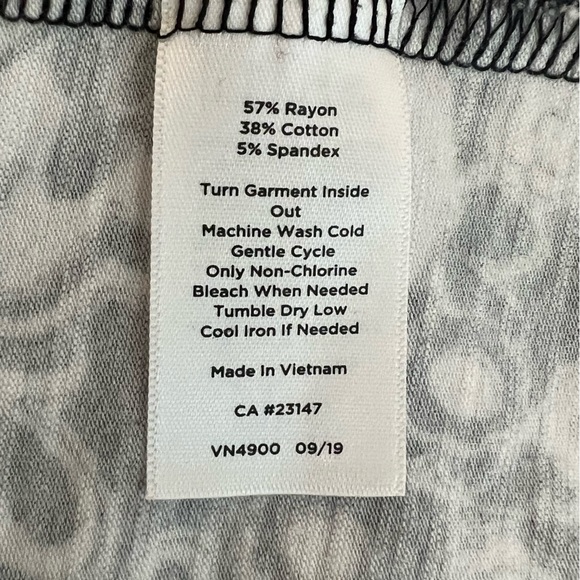 T by Talbots Sleeveless Black & White Casual Knit Dress With Drawstring Waist SP - Picture 13 of 15